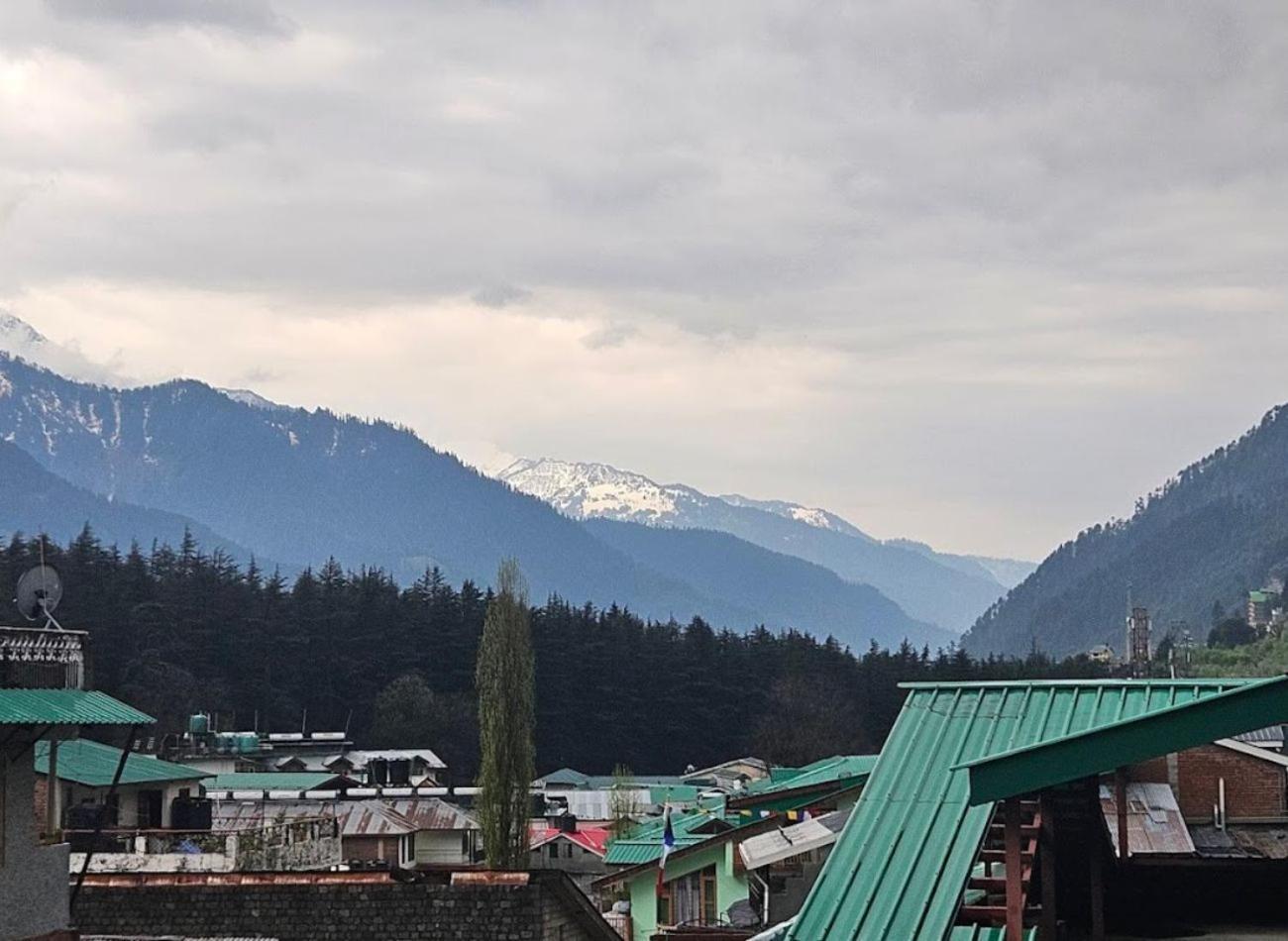 Hotel Premier Mall Road Manali Eksteriør billede